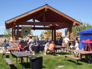 Riverstone Gazebo with people